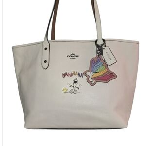 Coach Cream Snoopy Zip Tote Bag
